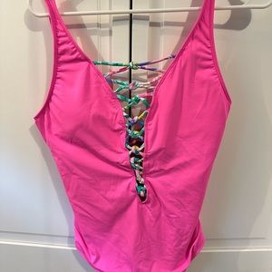 Lilly Pulitzer Lattice- Hot Pink Size 10